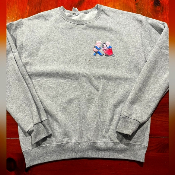 Jerzees Funny Political Trump Unisex Light Gray Crewneck Sweater Size Medium - Picture 1 of 5